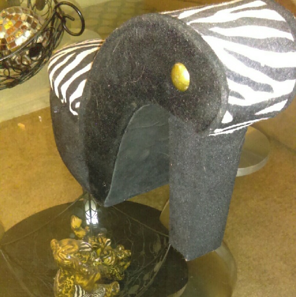 GLAM BAM JEWELRY STAND - Picture 4 of 4